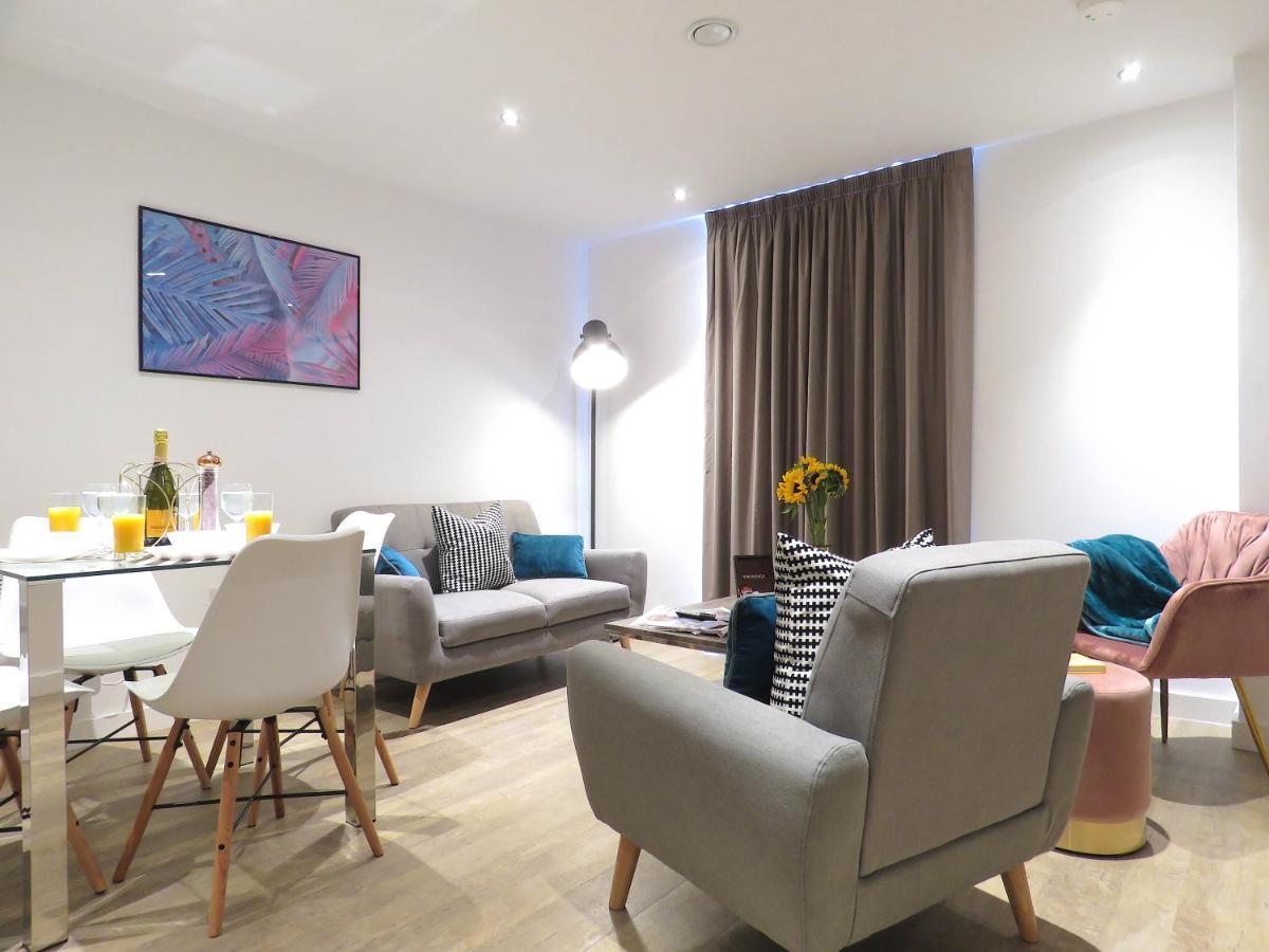 Tudors Esuites Birmingham Corporate Apartments Экстерьер фото